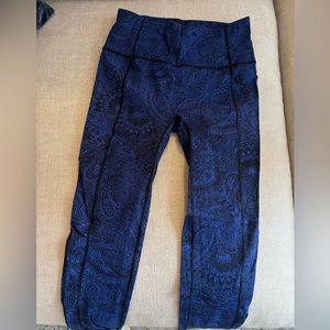 Black and Blue Patterned Lululemon Leggings Full Length Raw Hem